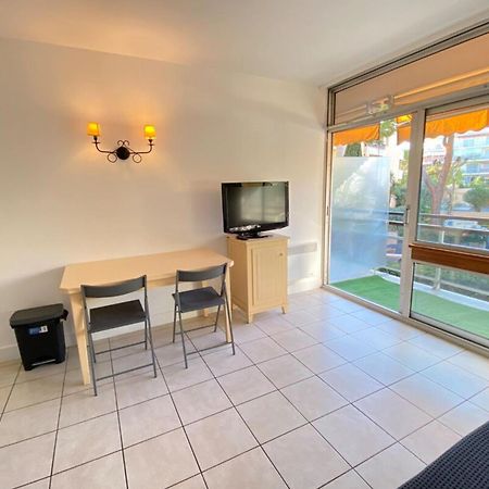 06U - Beautiful Studio In Residence - Swimming Pool And Tennis Court Saint-Laurent-du-Var Exterior foto