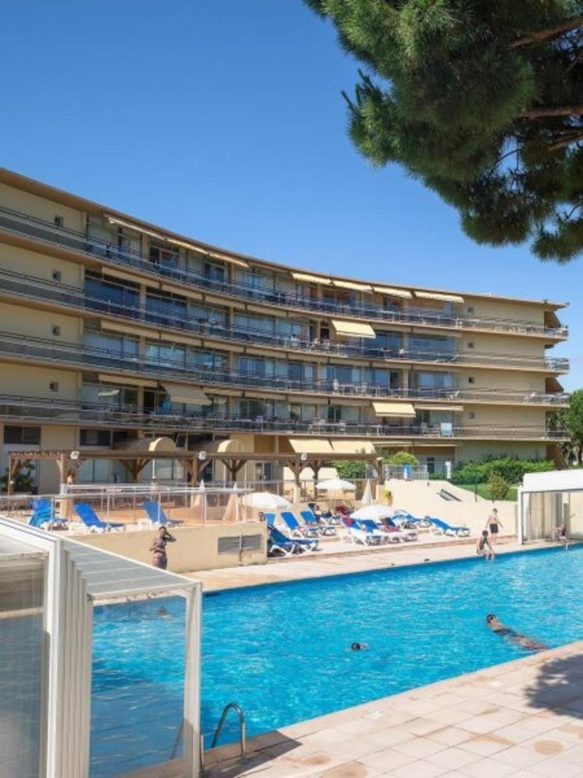 06U - Beautiful Studio In Residence - Swimming Pool And Tennis Court Saint-Laurent-du-Var Exterior foto
